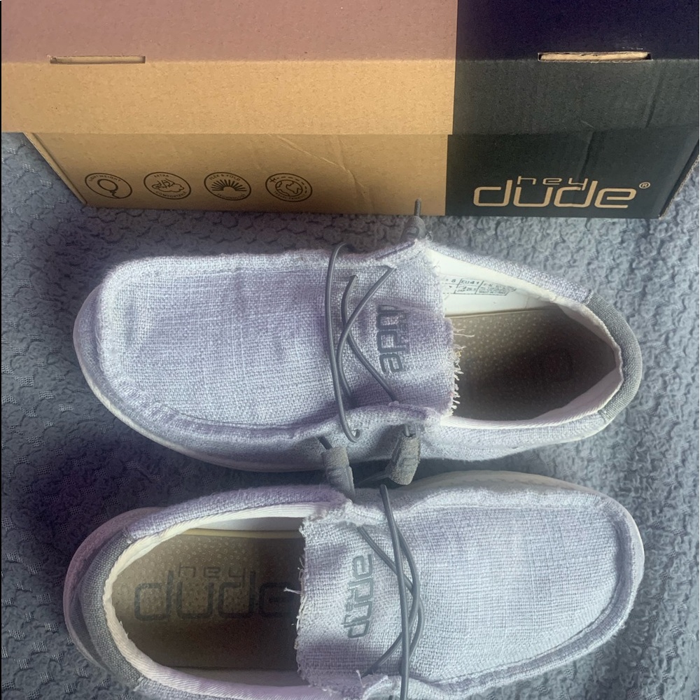 hey dude shoes